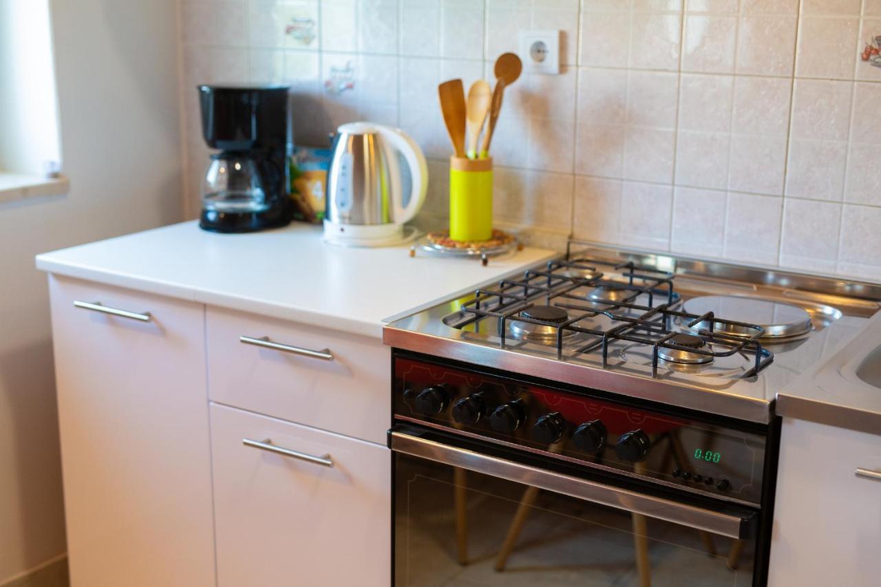 Apartment Lipovac Malinska Bagian luar foto